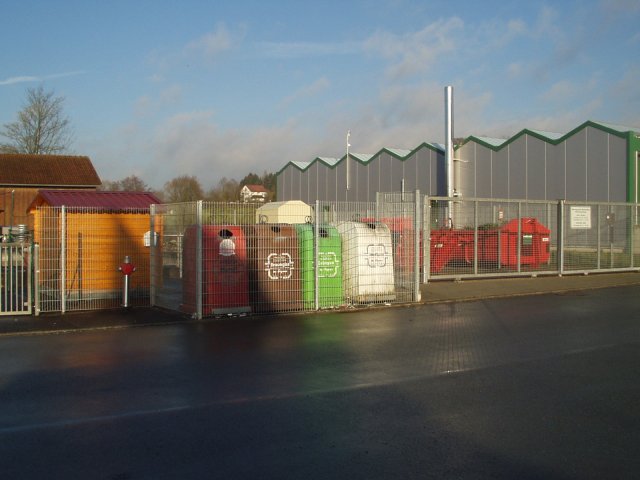 Wertstoffhof im Gewerbegebiet Altentränke